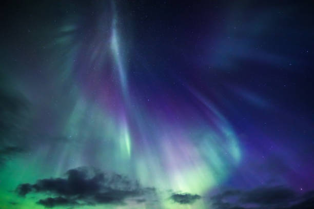 오로라 보리얼리스 - aurora borealis iceland astronomy tranquil scene 뉴스 사진 이미지