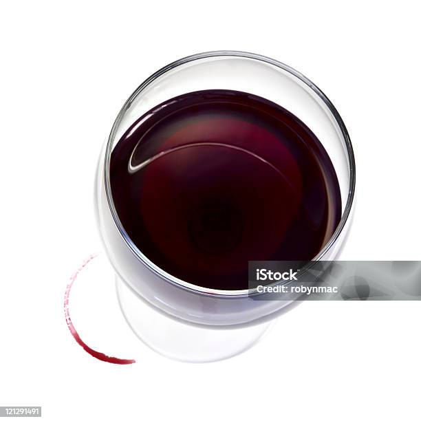 Photo libre de droit de Vin Rouge banque d'images et plus d'images libres de droit de Verre à vin - Verre à vin, Vue en plongée verticale, Vin