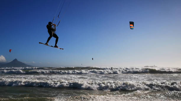 istock Kite Surf Table Mountain Cape Town, South Africa 1212915478
