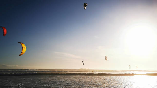 istock Kite Surf Table Mountain Cape Town, South Africa 1212915536