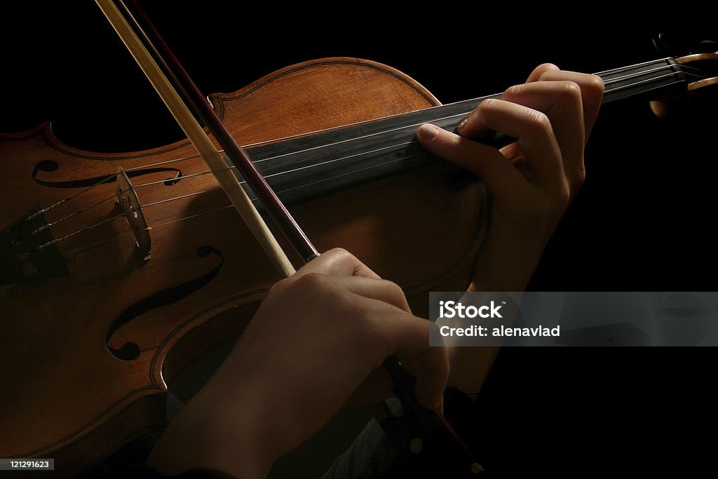 Tocando violino - Foto de stock de Violino royalty-free