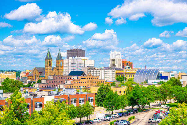 Akron, Ohio, USA Downtown Akron, Ohio, USA downtown city skyline in the daytime. akron ohio stock pictures, royalty-free photos & images