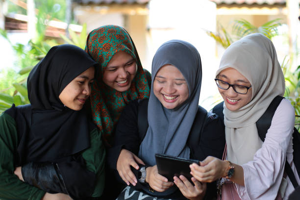 istock South East Asia: Modern Muslim Woman 1212925652