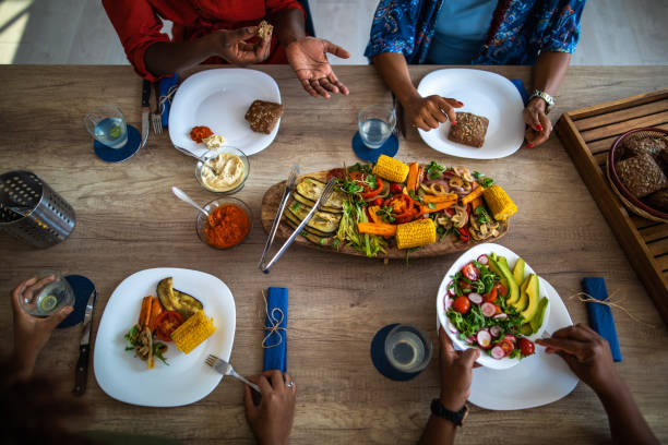 istock Vegetarian meal for friends 1212962647