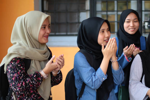 istock Modern Muslim Women Praying 1212968872