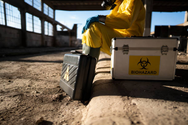 istock Expert for biochemical accidents on duty 1212984555
