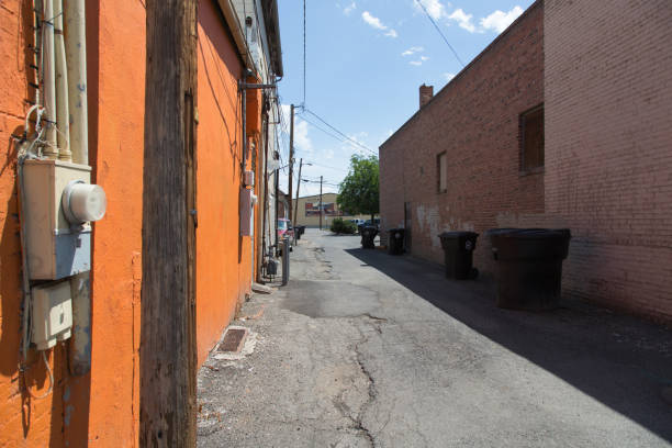 istock quiet street in Toppenish, state Washington 1213027629