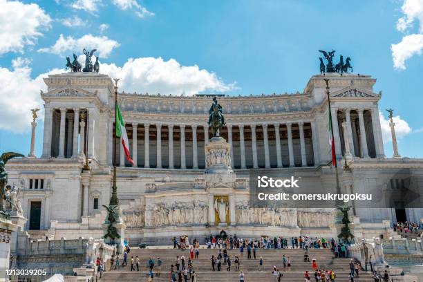 Piazza Venezia Rome Vittorio Emanuele Monument Stock Photo - Download Image Now - Rome - Italy, Architectural Column, Architecture