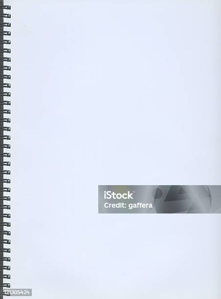 Vazio Bloco Espiral - Fotografias de stock e mais imagens de Abstrato - Abstrato, Bloco Espiral, Caderno de notas