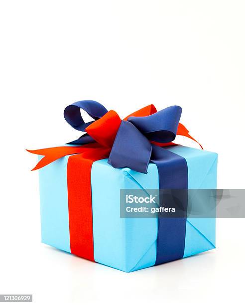 Azul Caja De Regalo Foto de stock y más banco de imágenes de Recortable - Recortable, Regalo, Caja de cartón