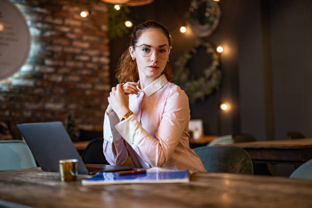 istock Business woman in restaurant. 1213076558
