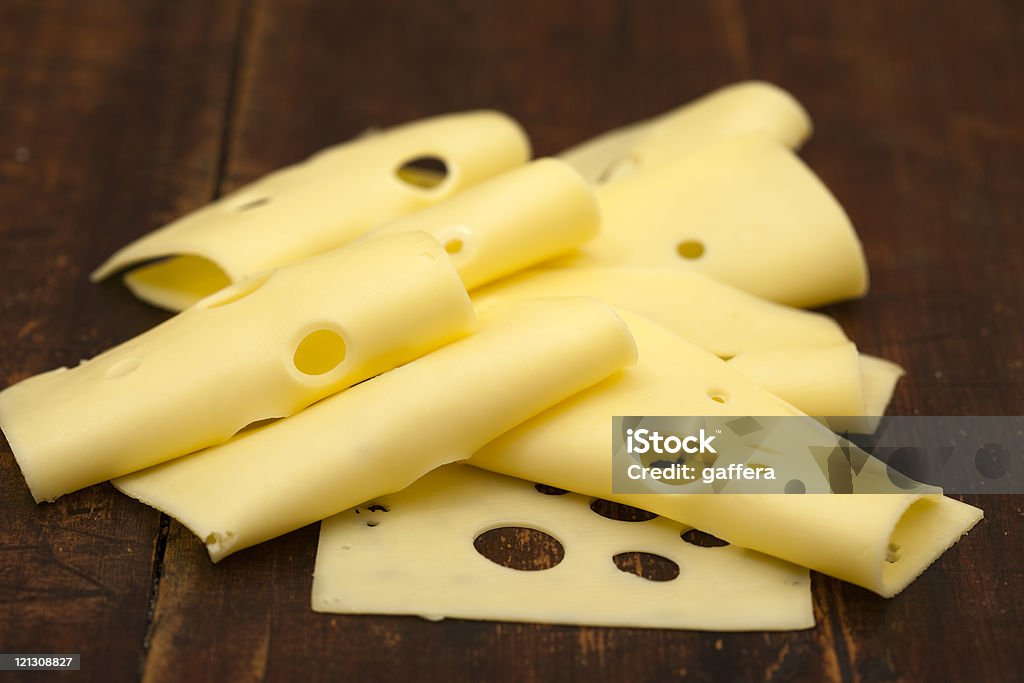 Fatias de queijo - Foto de stock de Queijo Suíço royalty-free
