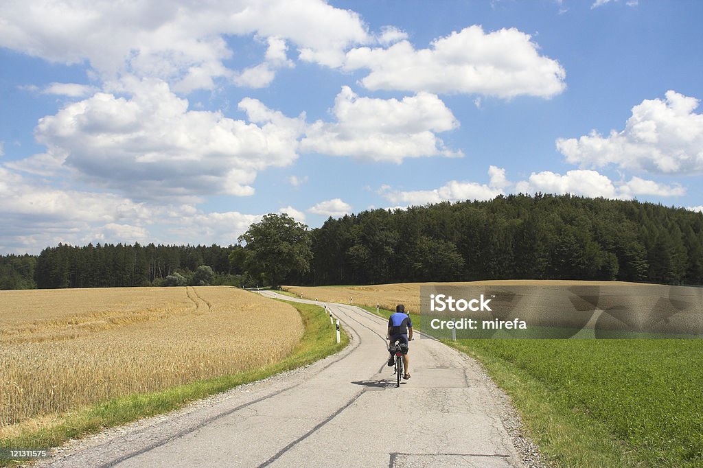 Ruta de - Foto de stock de Andar en bicicleta libre de derechos