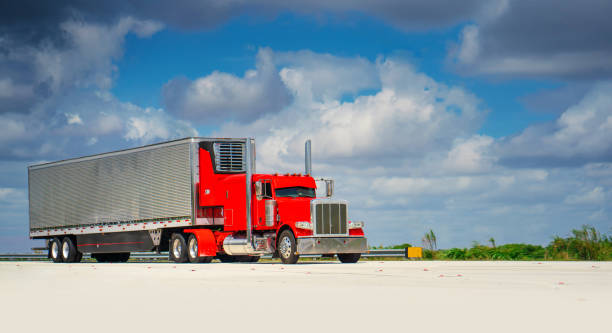 istock Semi Truck in Miami 1213131484