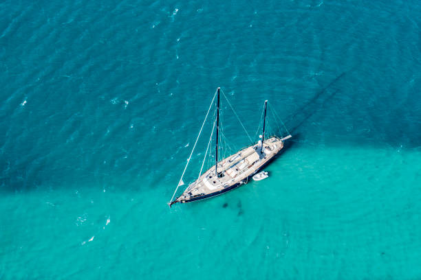 istock sailboat yacht 1213179280