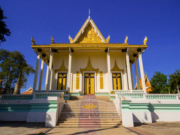 istock Botumvatey Pagoda, Phnom Penh, Cambodia 1213201872
