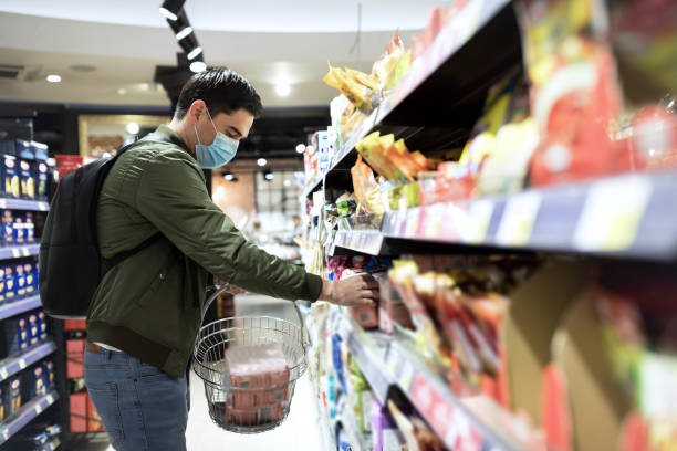 istock Urgent food shopping! 1213277202