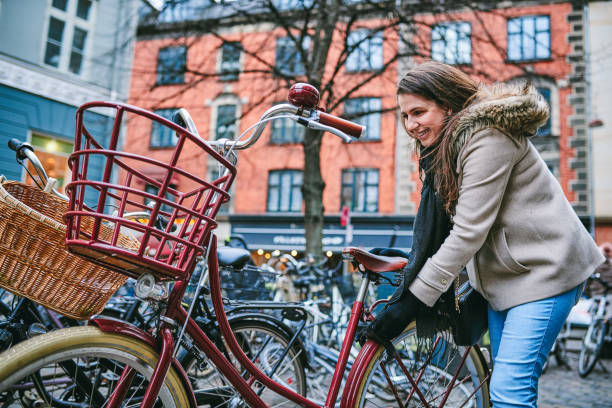 istock Go where you wheels take you 1213319961