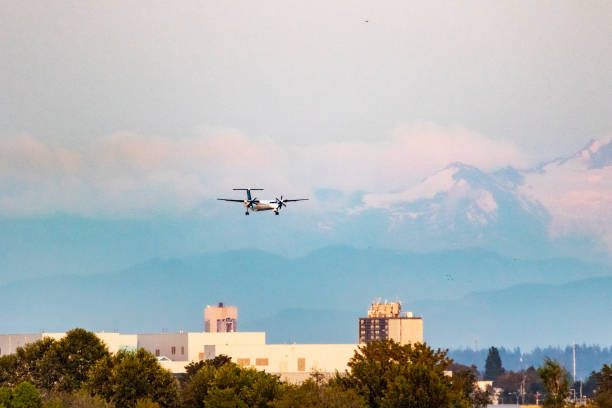 istock Atterrissages YVR Vancouver Landings 1213329055