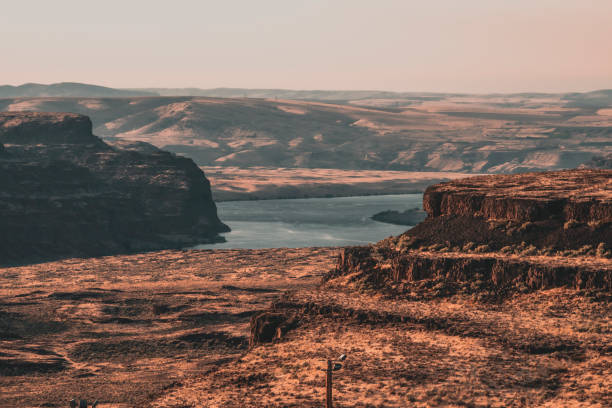 Lone Rock in Wahweap Bay at Lake Powell, Glen Canyon Recreation Area, Page, Utah