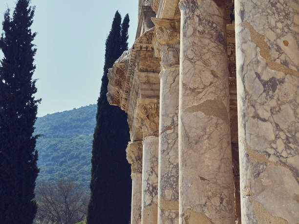 エフェサス古代都市のセルサス図書館。 - ephesus turkey greek culture ancient greece ストックフォトと画像