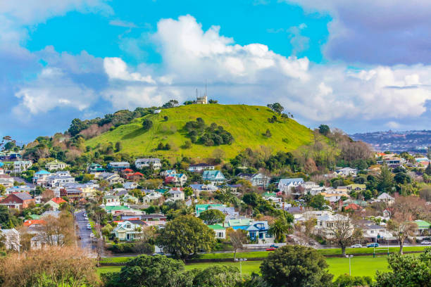 ciudad de auckland desde varias vistas. auckland, nueva zelanda - auckland region fotografías e imágenes de stock