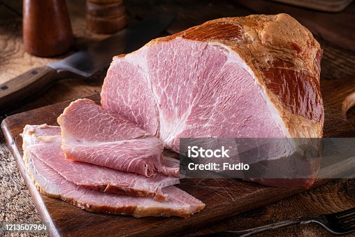 11,672 Leg Of Ham Stock Photos, Pictures & Royalty-Free Images - iStock |  Holding leg of ham