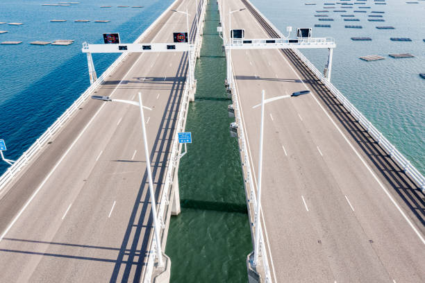 istock Shenzhen Bay Bridge, Hong Kong 1213513176