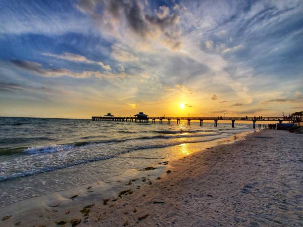 istock Sunset at Fort Myers 1213555953