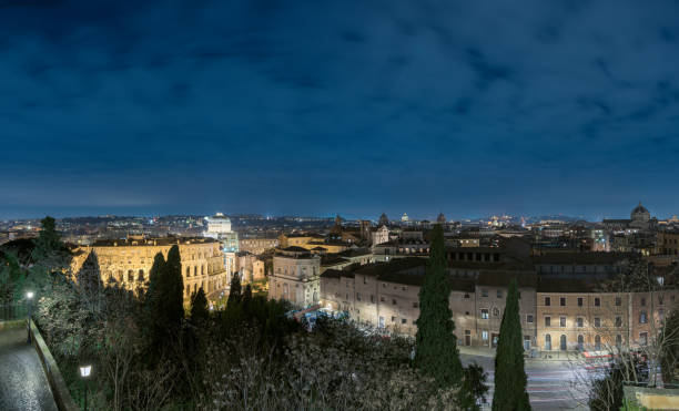 panoramę rzymu z kapitolu - janiculum zdjęcia i obrazy z banku zdjęć