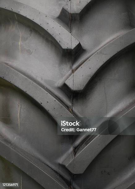 트랙터 타이어 스레드 타이어에 대한 스톡 사진 및 기타 이미지 - 타이어, 트랙터, 클로즈업