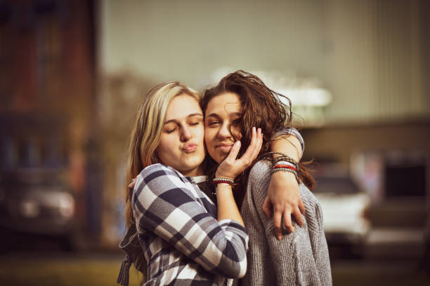 istock Sisters in the City. 1213596723