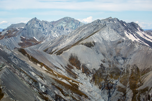 An aerial view of mountains in New Zealand’s Southern Alps near Mount Earnslaw.