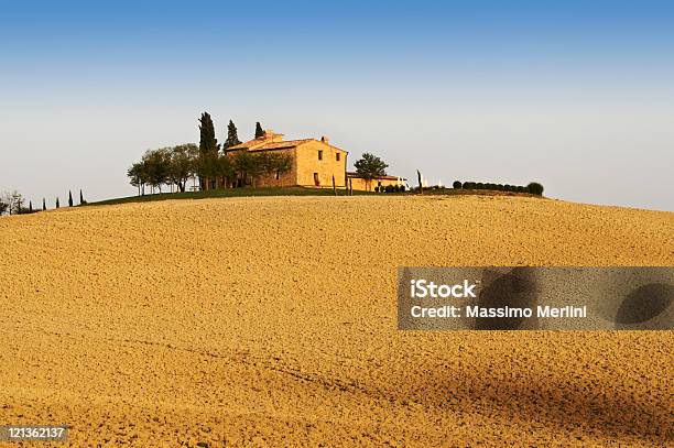 Tuscany House Stockfoto und mehr Bilder von Anhöhe - Anhöhe, Braun, Farbbild