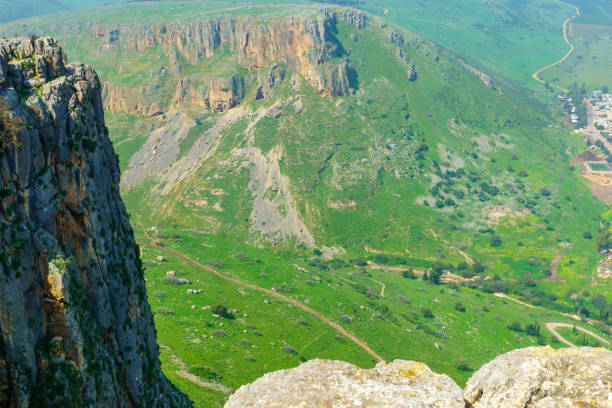istock Landscape view of Mount Arbel and Mount Nitay 1213685192