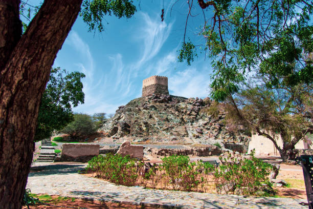 al bidiyah fort in emirat fujairah in den vae - fujairah stock-fotos und bilder