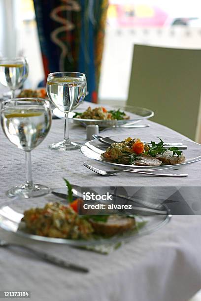 Sabrosos Elegenant La Cena Foto de stock y más banco de imágenes de Agua - Agua, Agua potable, Alimento