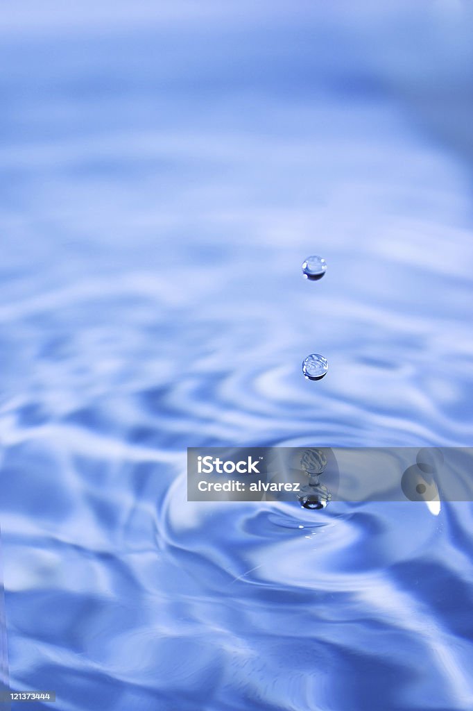 Tre gocce d'acqua - Foto stock royalty-free di Acqua