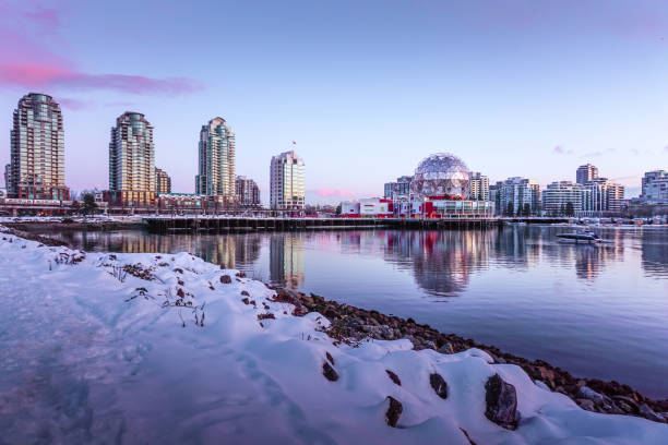 science world vancouver - science world photos et images de collection