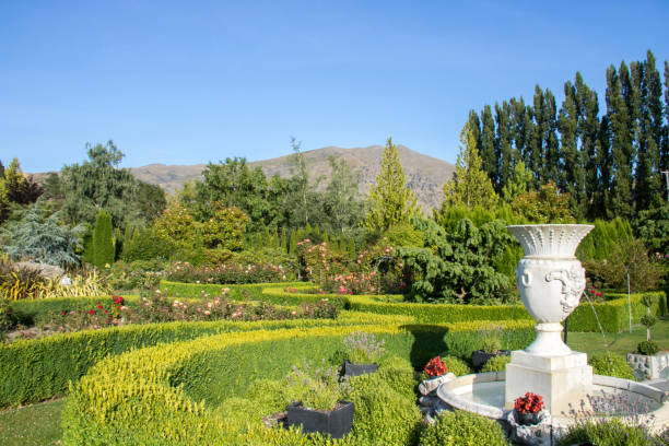 New Zealand: Garden at Cromwell