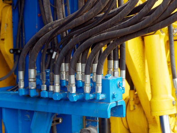 hydraulic tubes black tubes of a construction machine hydraulic platform stock pictures, royalty-free photos & images