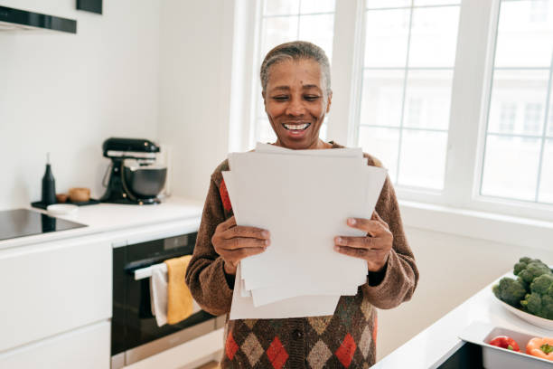 istock Time to deal with coupons 1213784412