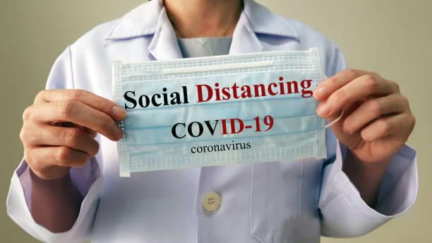 social distancing and home isolation for stop spread of COVID 19 infection or new corona virus médico campaña para el distanciamiento social para detener la propagación de la infección covid o nuevo virus corona (nueva enfermedad coronavirus 2019,covid-19). hospédese aislado en el hogar para prevenir el concepto de transmisión por pandemia