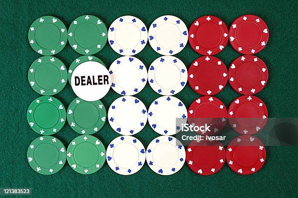 ポーカーイタリアディーラー - カジノのストックフォトや画像を多数ご用意 - カジノ, カジノディーラー, カラー画像