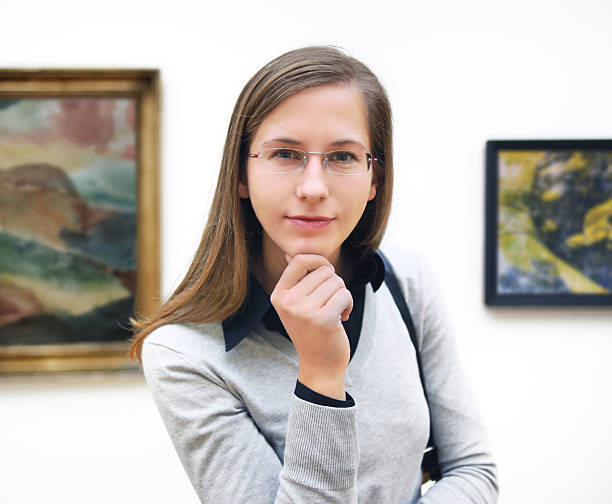 istock woman in a gallery 121383599