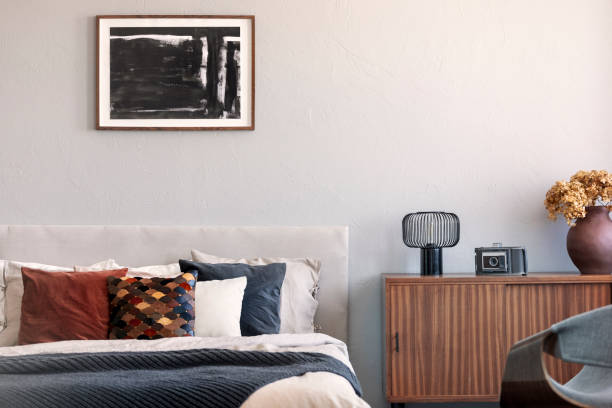 istock Trendy bedroom with comfortable king size bed in modern flat, real photo 1213888185