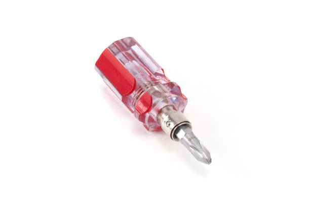 piccolo cacciavite phillips con manico rosso - screwdriver isolated phillips work tool foto e immagini stock