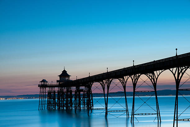 istock Gorgeous Clevedon Pier at sunset 121394080