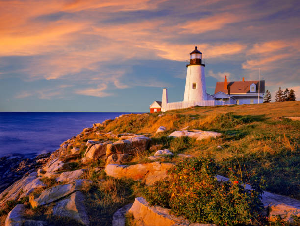 pemaquid point latarnia morska maine - maine lighthouse pemaquid peninsula pemaquid point lighthouse zdjęcia i obrazy z banku zdjęć