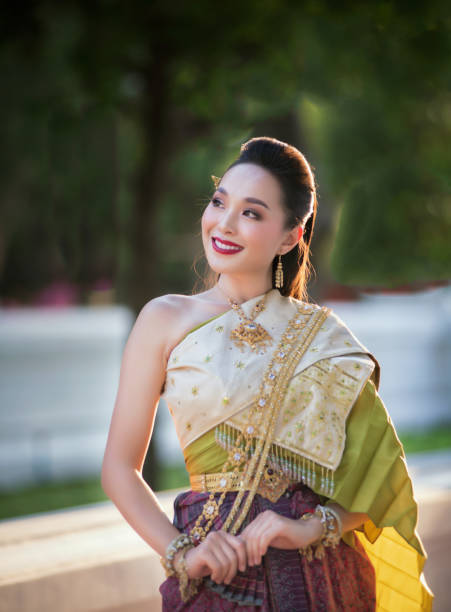 istock Women use beautiful Thai dresses. 1213983381